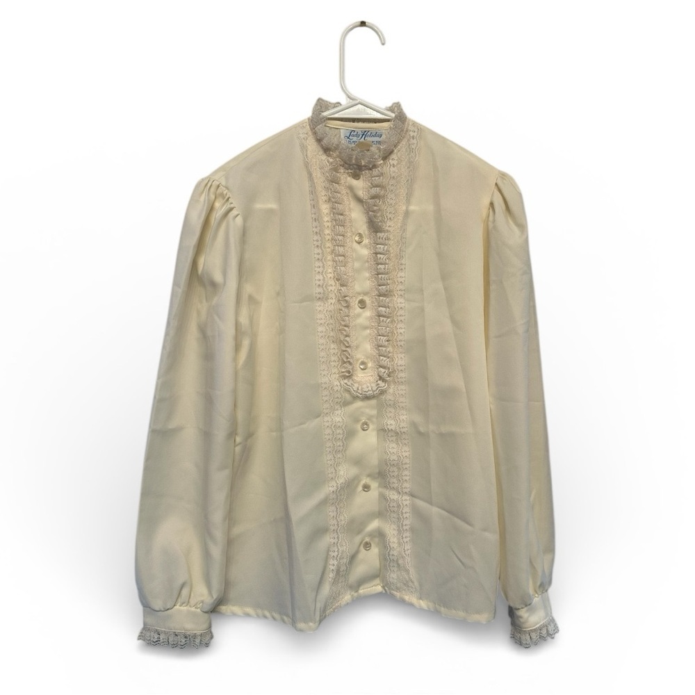 Vintage 70’s/80’s Lady Holiday Button Down Cream Blouse with Lace Details Sz 10